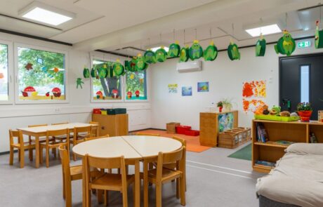 Spielraum in Kindergarten mit Infrarot-Deckenheizung